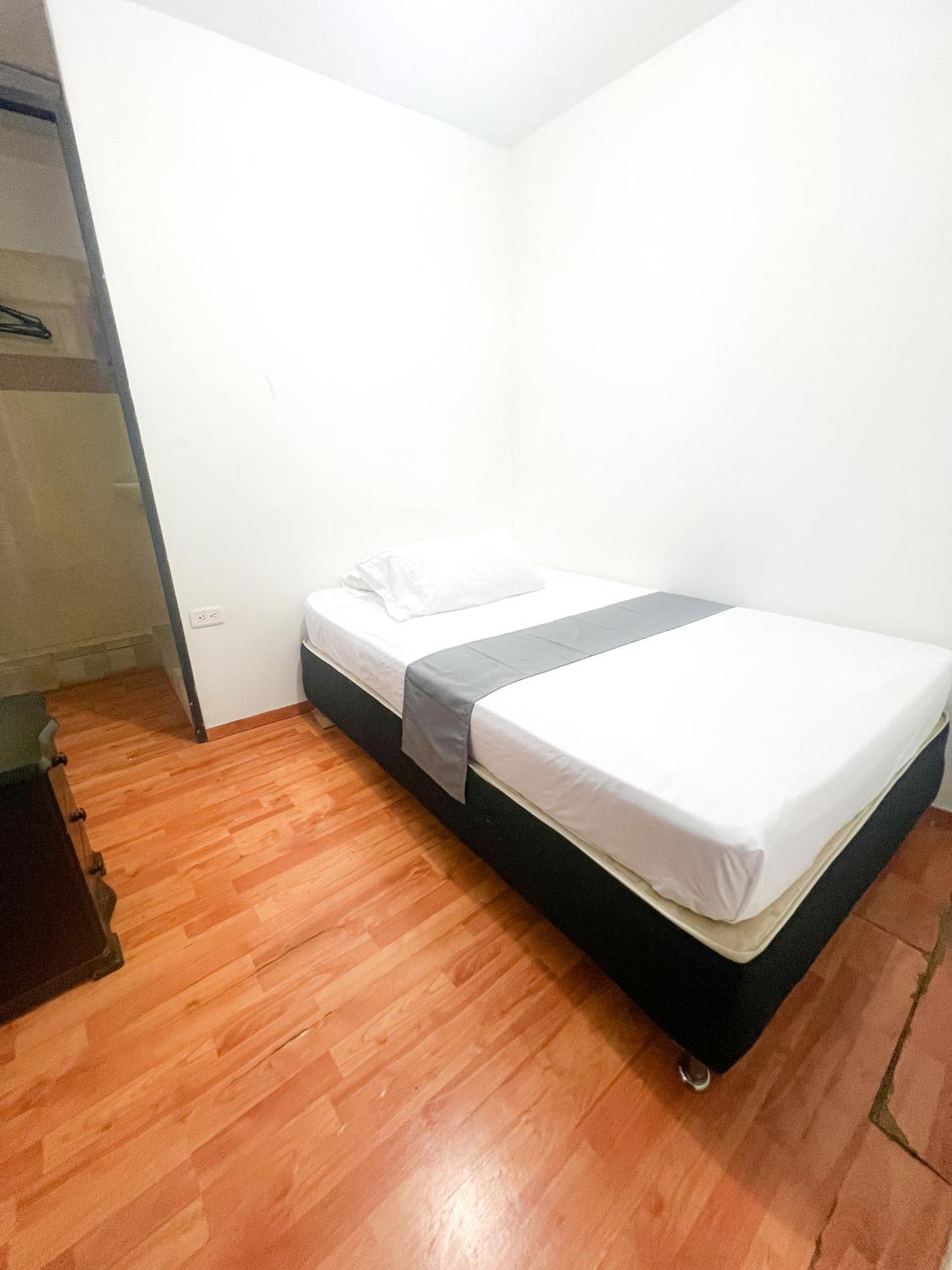 Yellow Maraya, Hotel Pereira