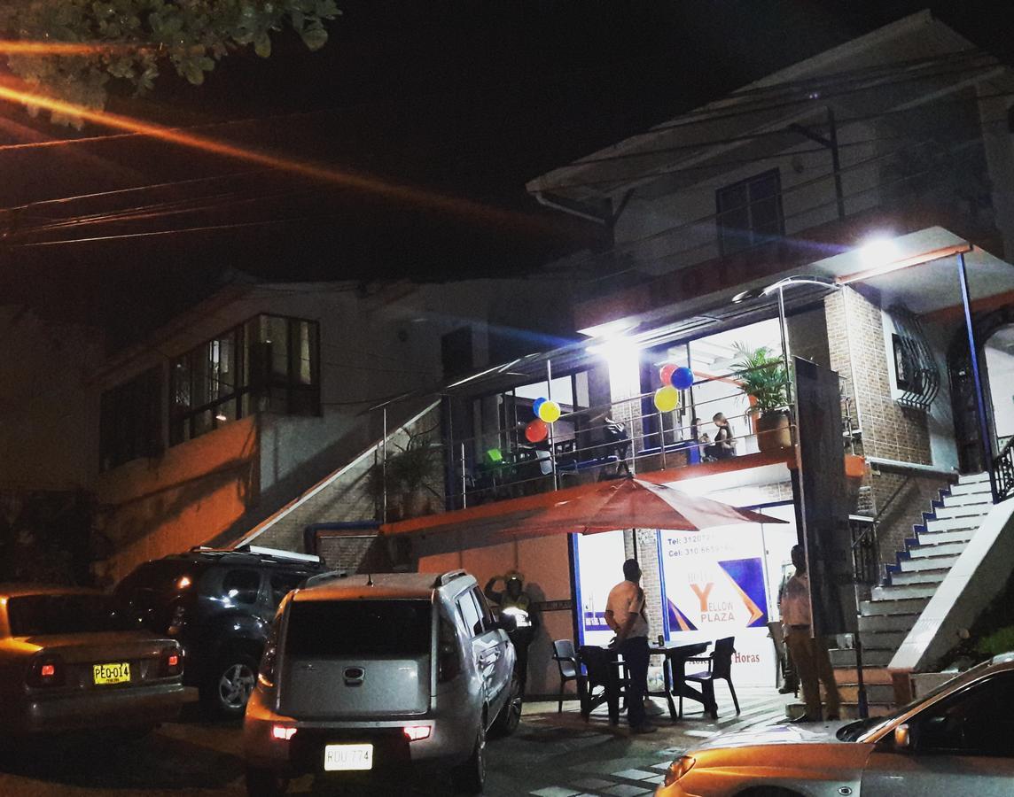 Hotel Yellow Maraya, *