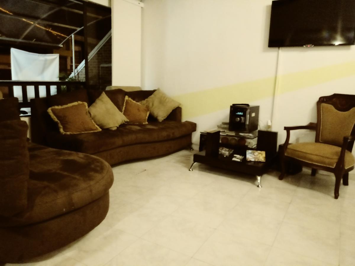Yellow Maraya, Hotel Pereira